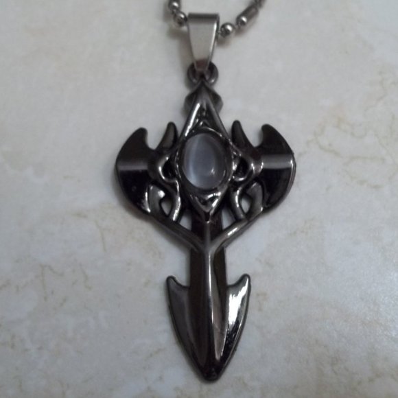 *5/35*  New Black Stainless Steel Cats Eye Necklace - Picture 1 of 5